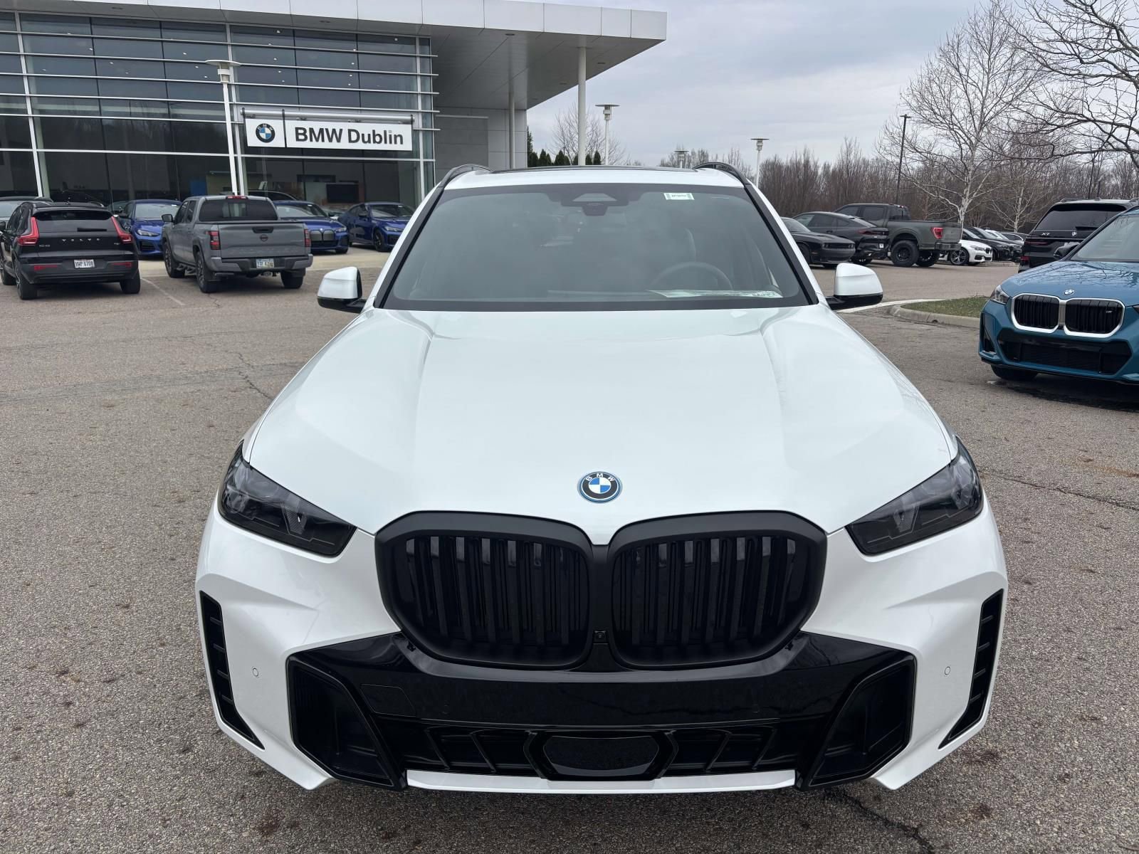New 2026 BMW X5 xDrive50e AWD/4WD image 2