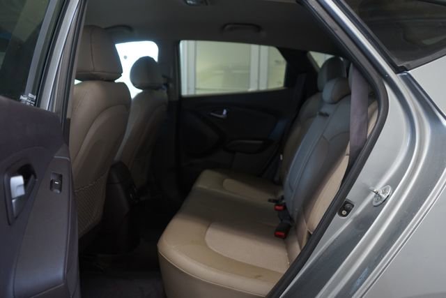 Used 2015 Hyundai Tucson SE AWD/4WD image 29