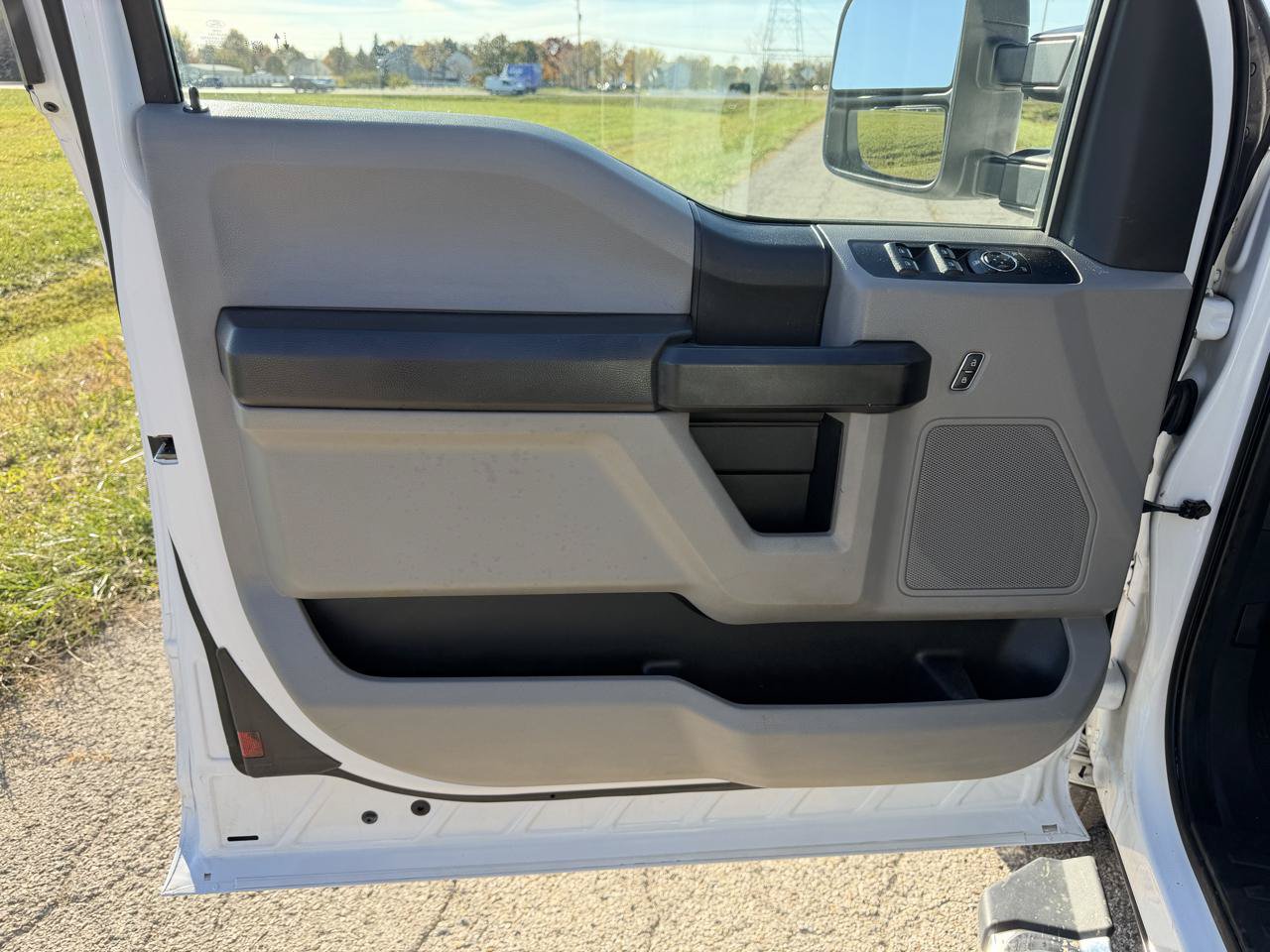 Used 2021 Ford F350 XL w/ STX Appearance Package AWD/4WD image 18