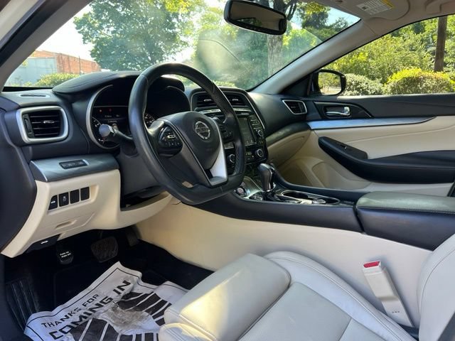 Used 2017 Nissan Maxima 3.5 SV w/ Dynamic Package FWD image 11