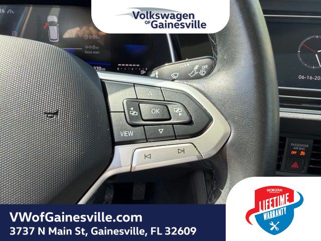 Certified 2024 Volkswagen Jetta SE FWD image 22
