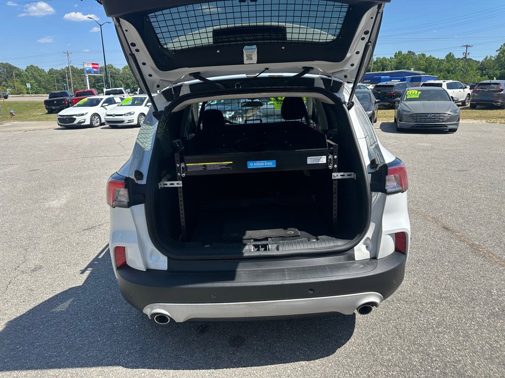 Used 2021 Ford Escape SE FWD image 10