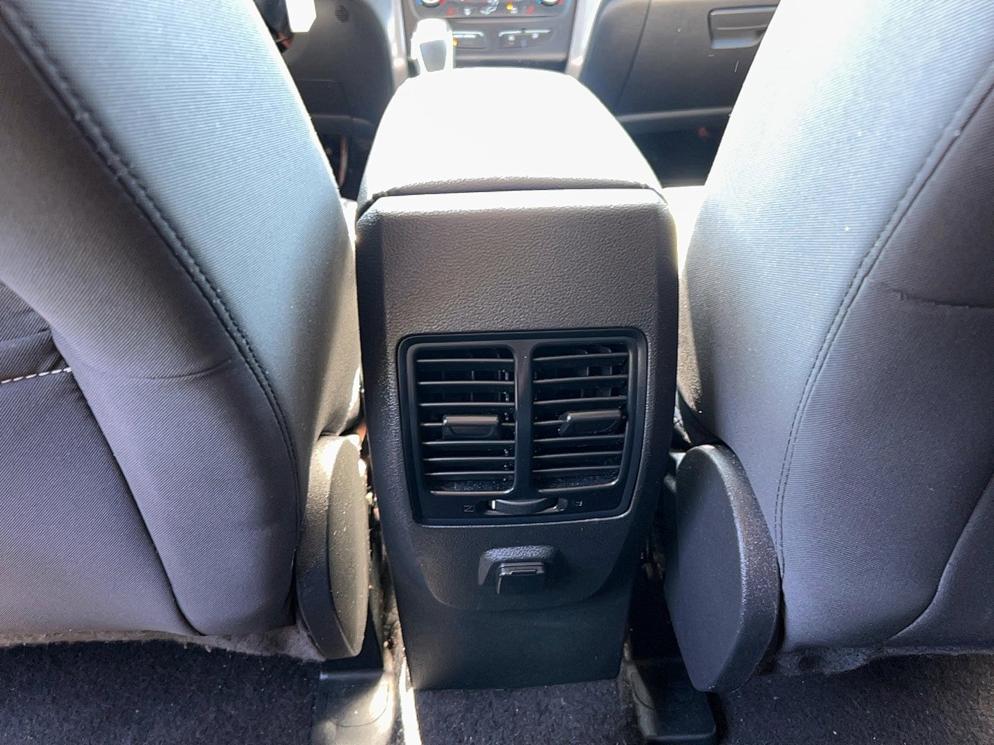 Used 2018 Ford Escape SE FWD image 26