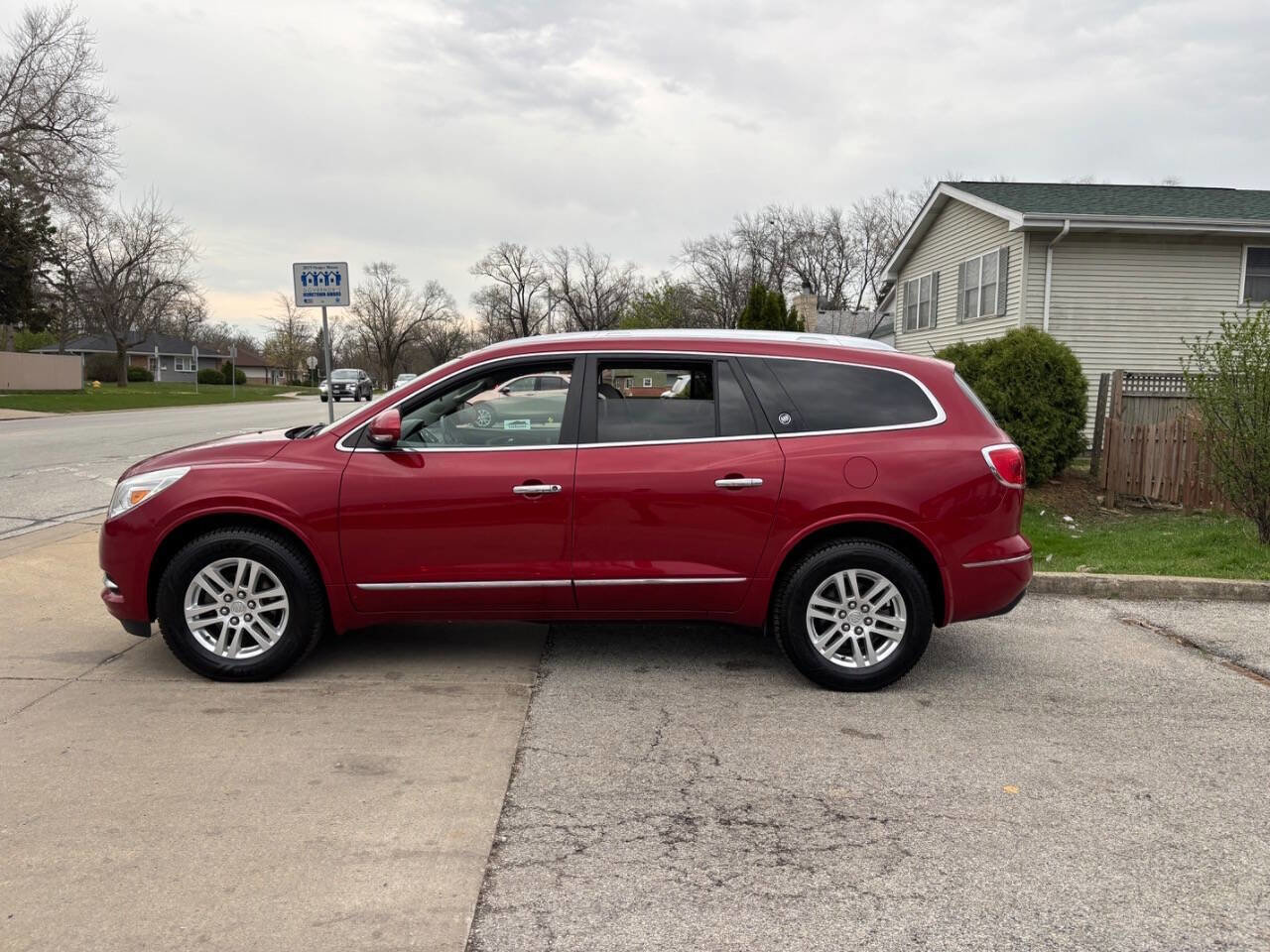 Used 2014 Buick Enclave Convenience image 10
