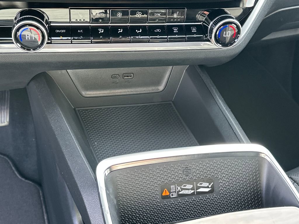 New 2026 Chevrolet Equinox LT w/ Convenience Package II image 22