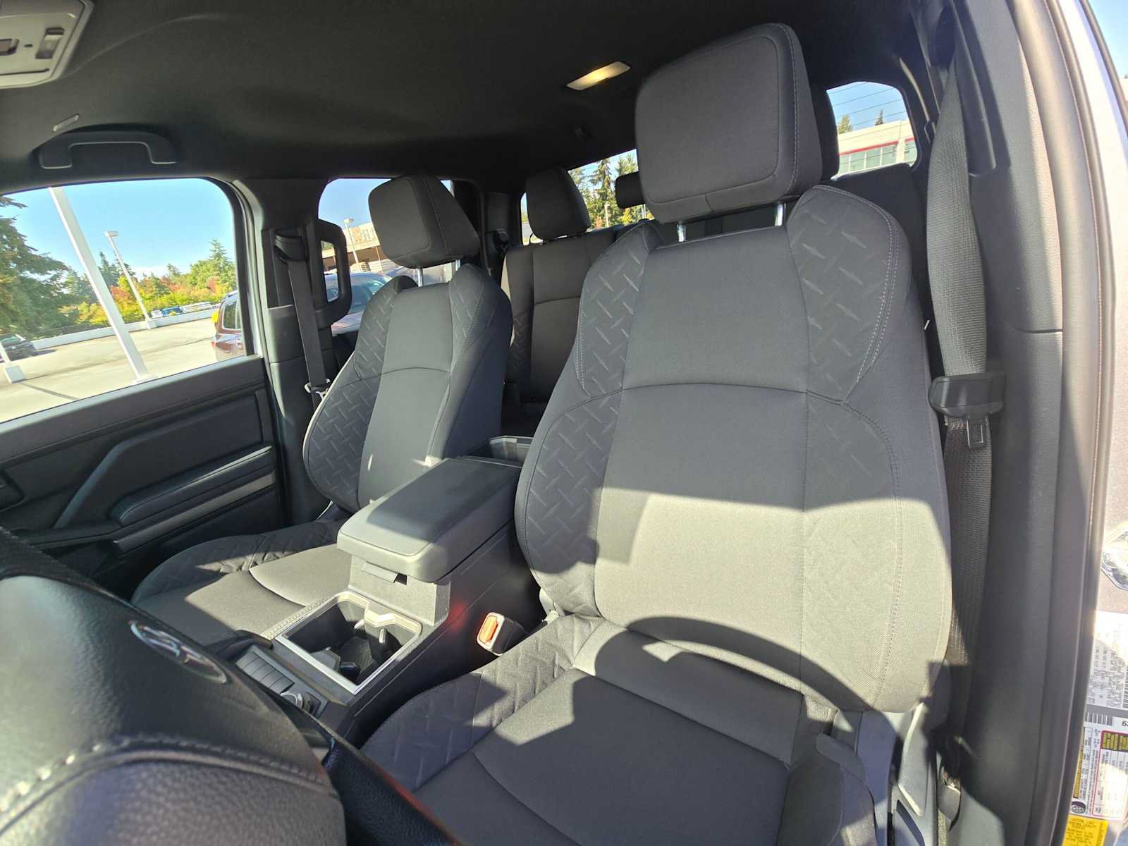 Certified 2025 Toyota Tacoma SR5 AWD/4WD image 22