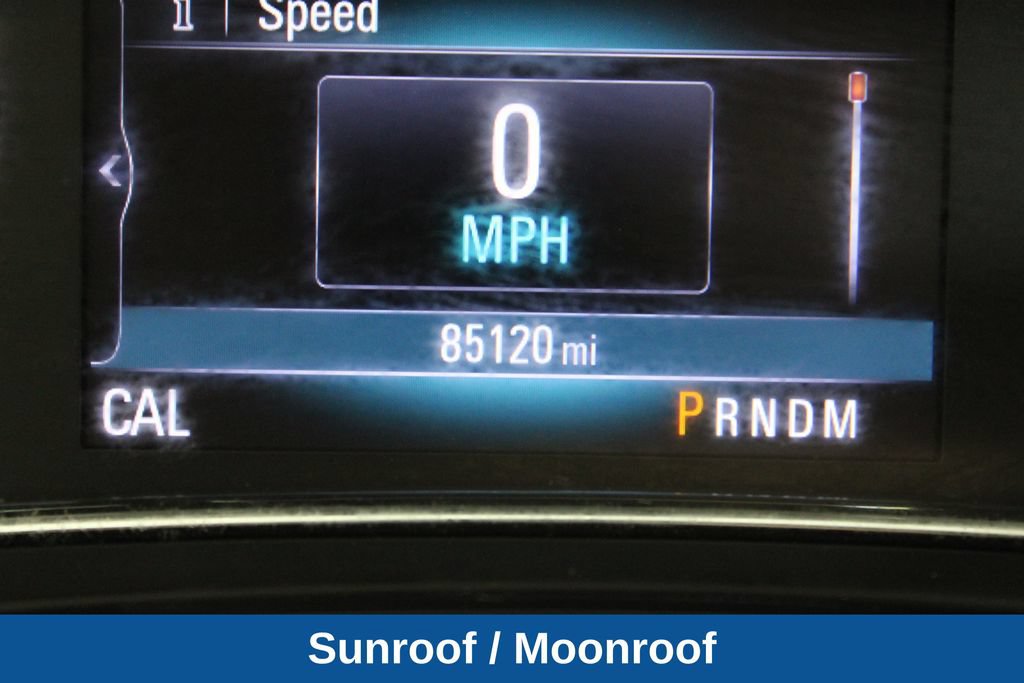 Used 2017 Buick Regal AWD image 5