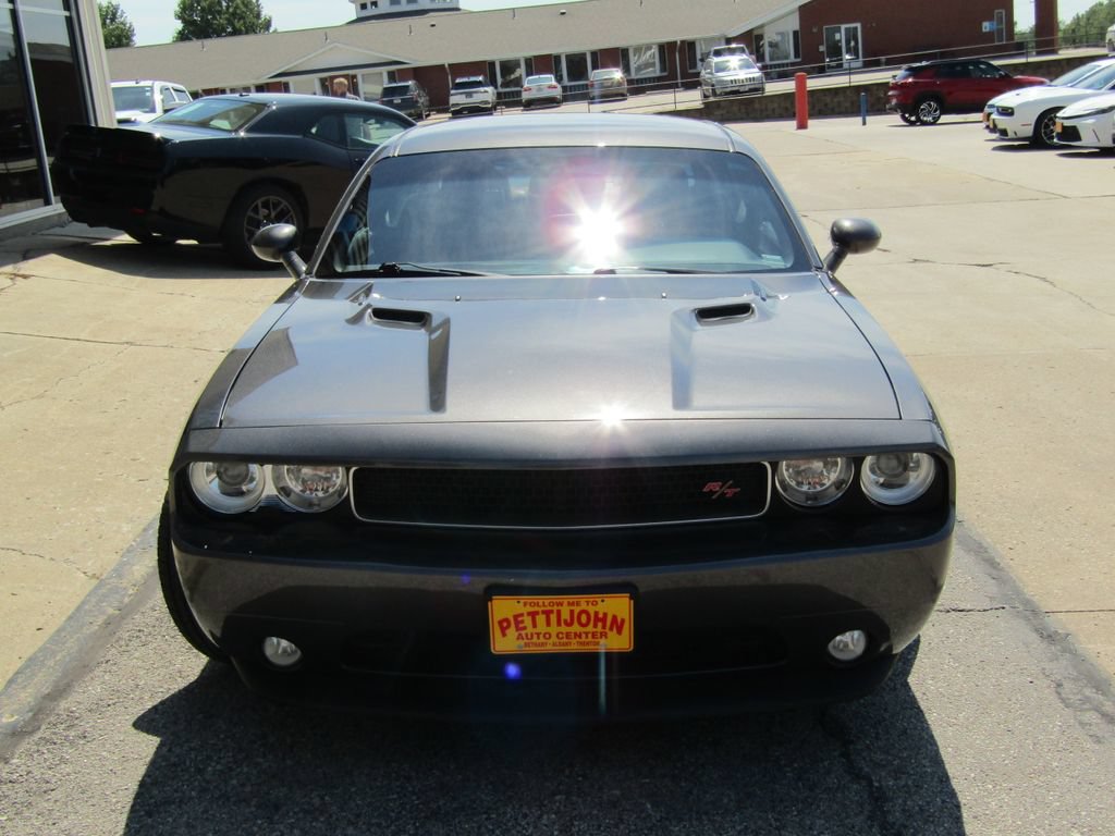 Used 2014 Dodge Challenger R/T RWD image 12