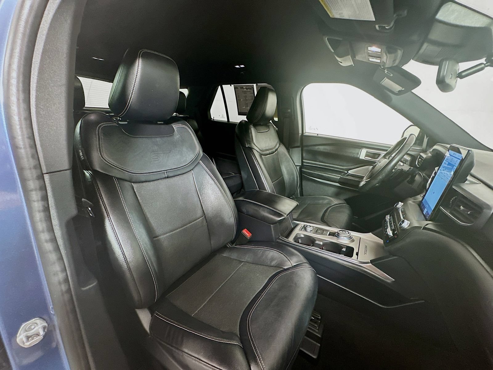 Used 2020 Ford Explorer ST w/ Premium Technology Package AWD/4WD image 30