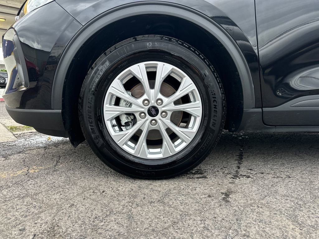 Used 2024 Ford Escape Active image 12