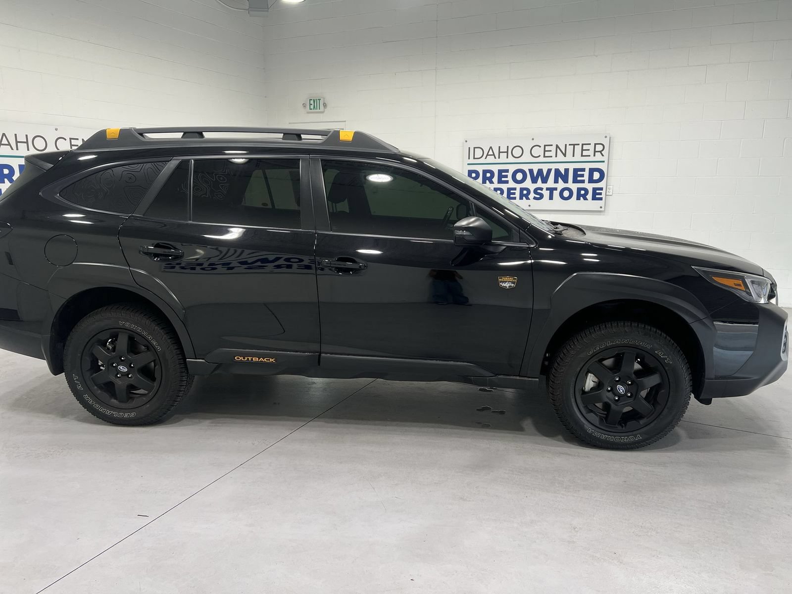 Used 2025 Subaru Outback Wilderness AWD/4WD image 9