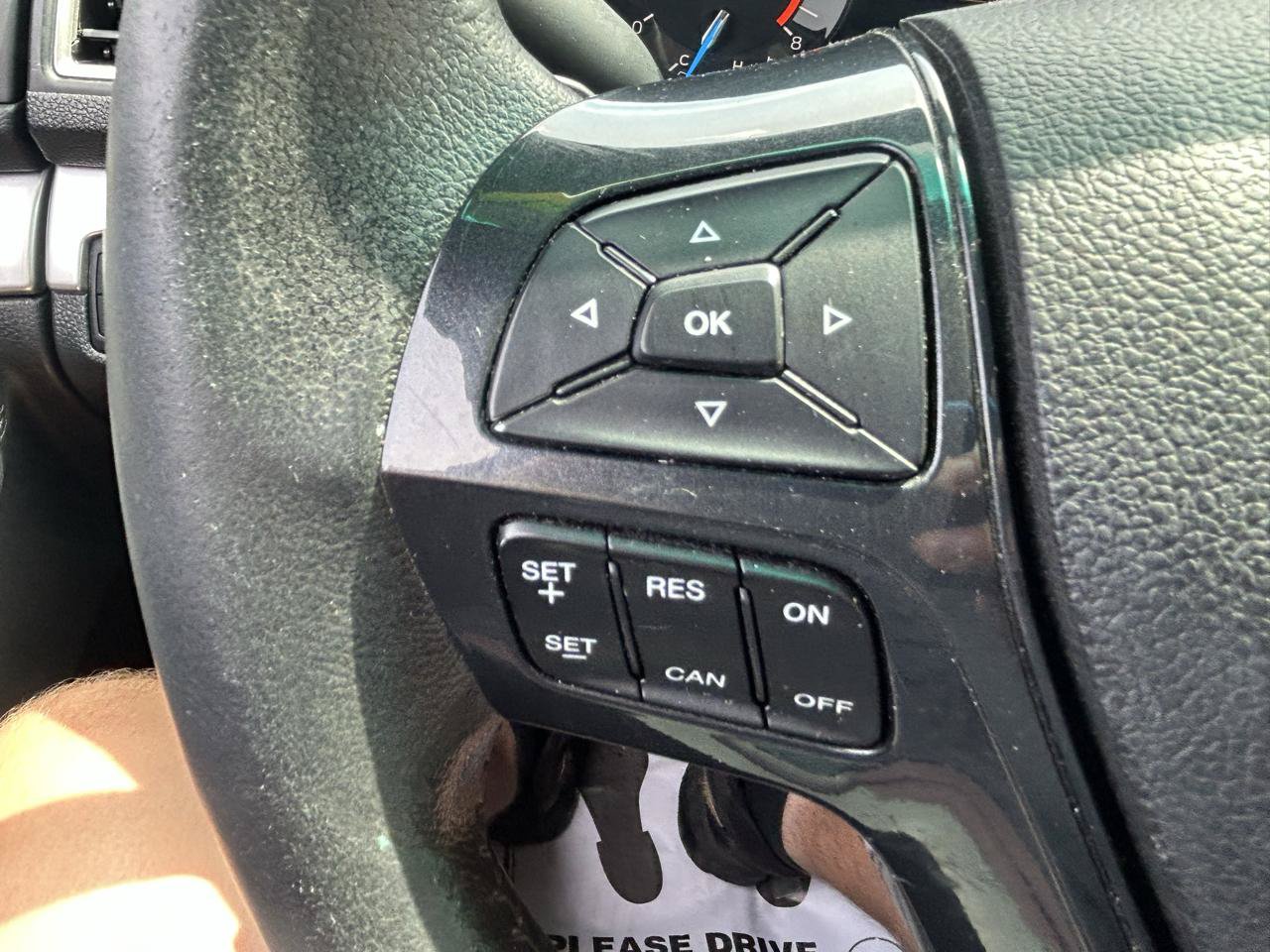 Used 2016 Ford Explorer XLT AWD/4WD image 18