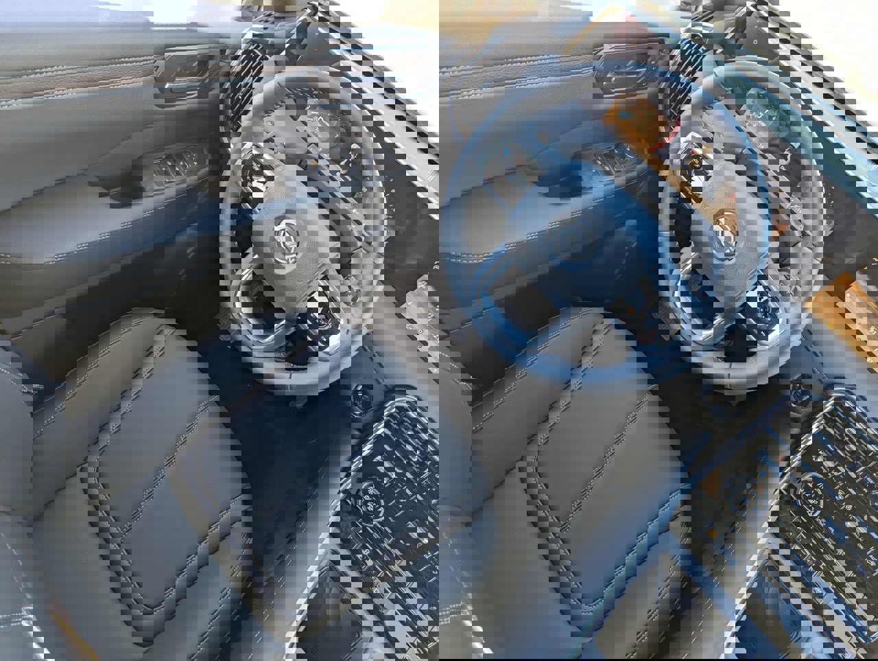 New 2026 Nissan Armada SL image 21