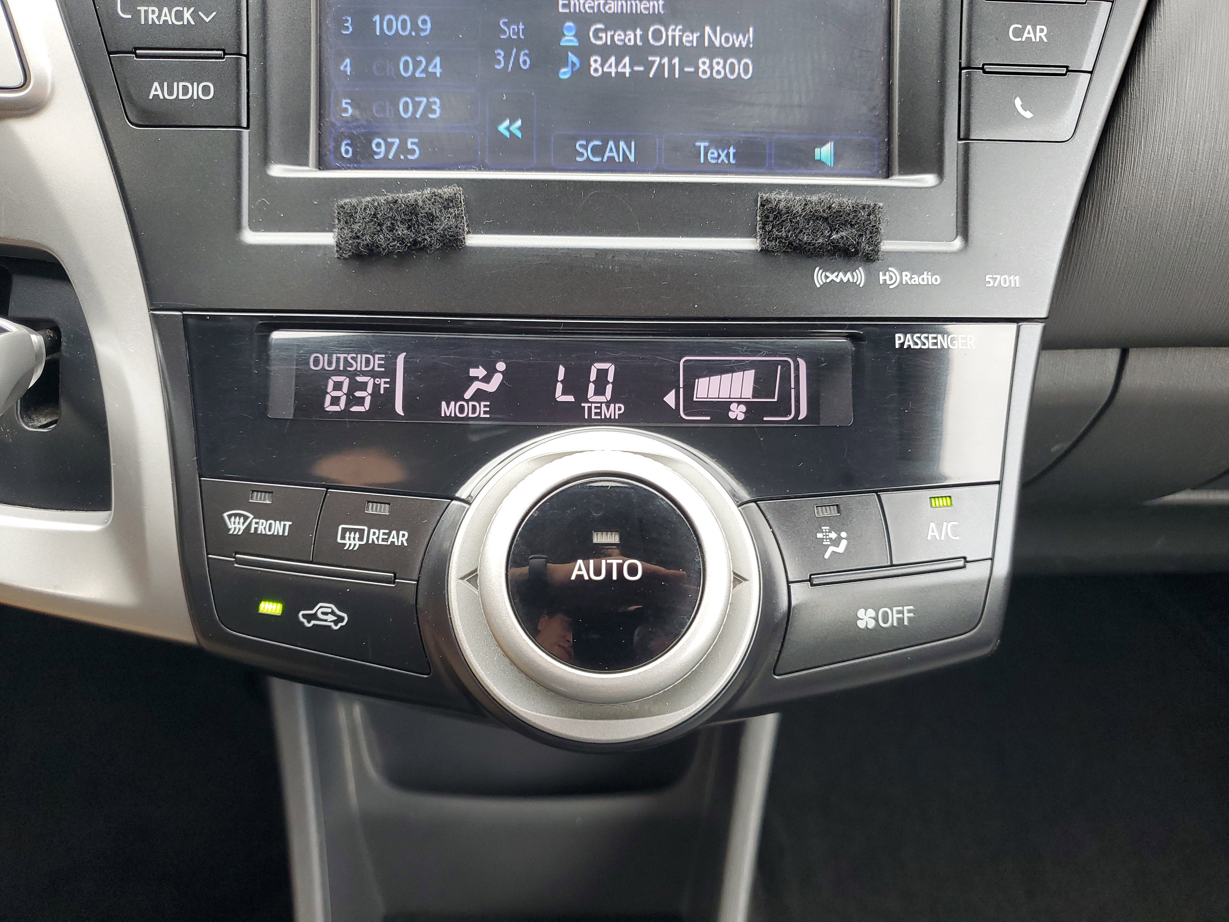 Used 2014 Toyota Prius V Two image 32