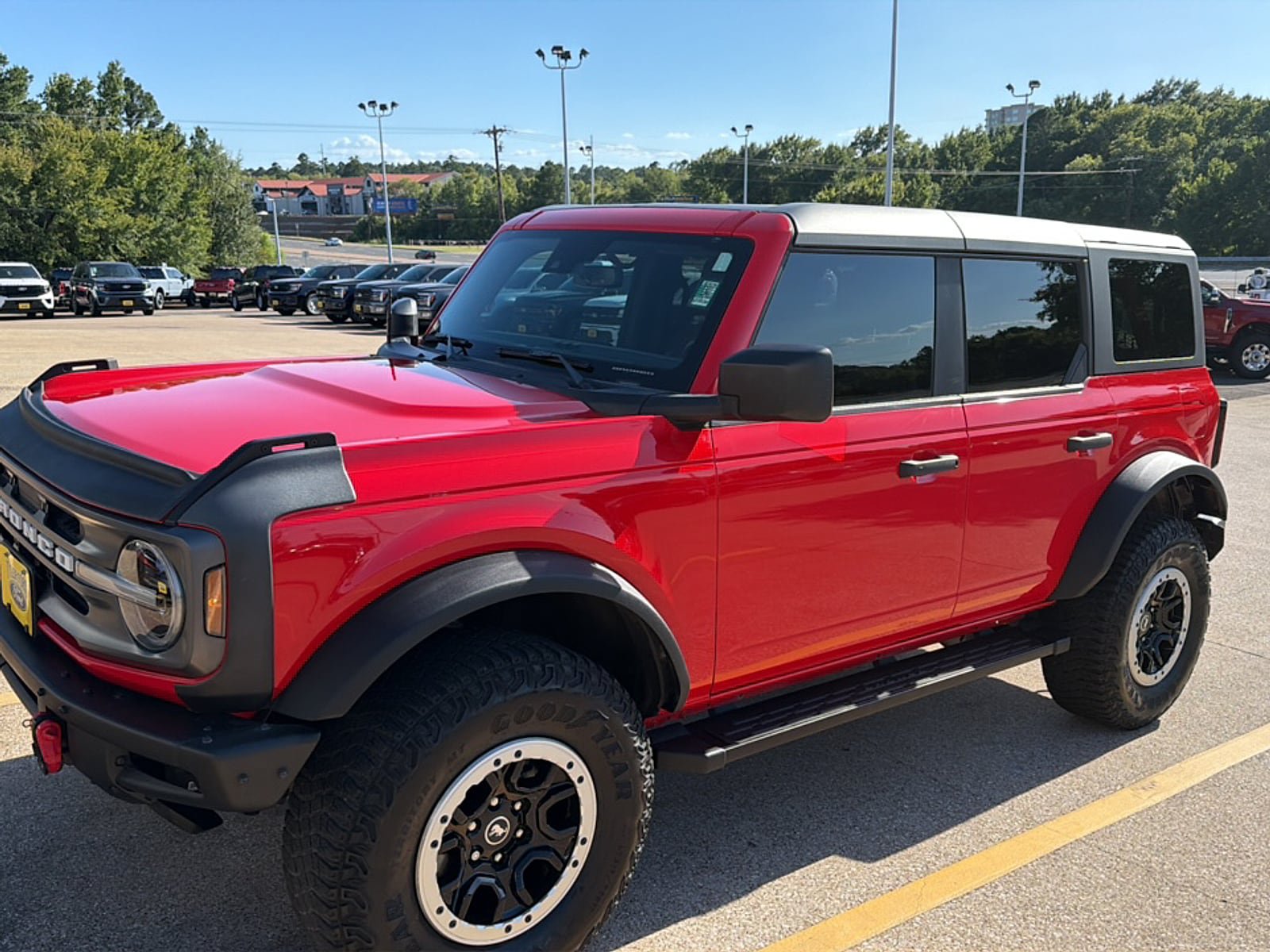 Used 2022 Ford Bronco Big Bend w/ Sasquatch Package AWD/4WD image 5