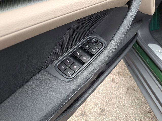 New 2026 Porsche Panamera 4 image 26