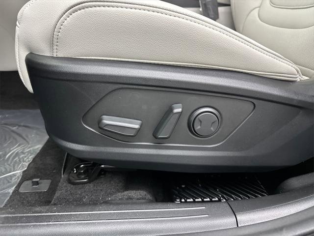 New 2026 Hyundai Tucson Limited image 10