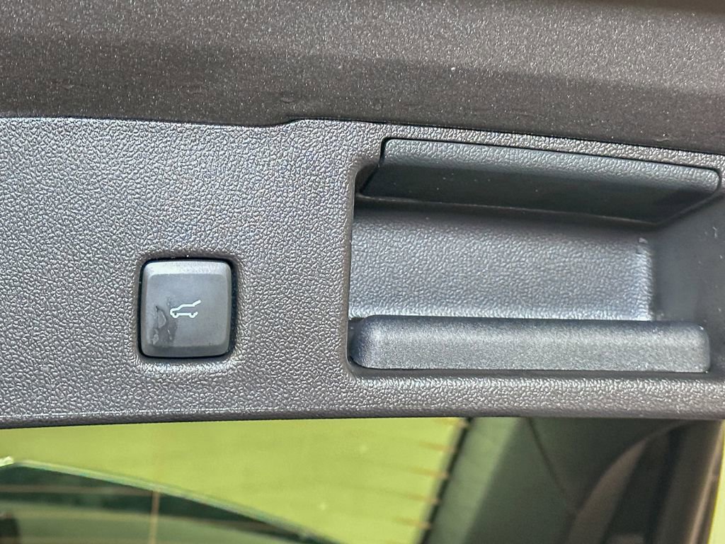 New 2026 Ford Escape ST-Line Select w/ Equipment Group 401A image 14