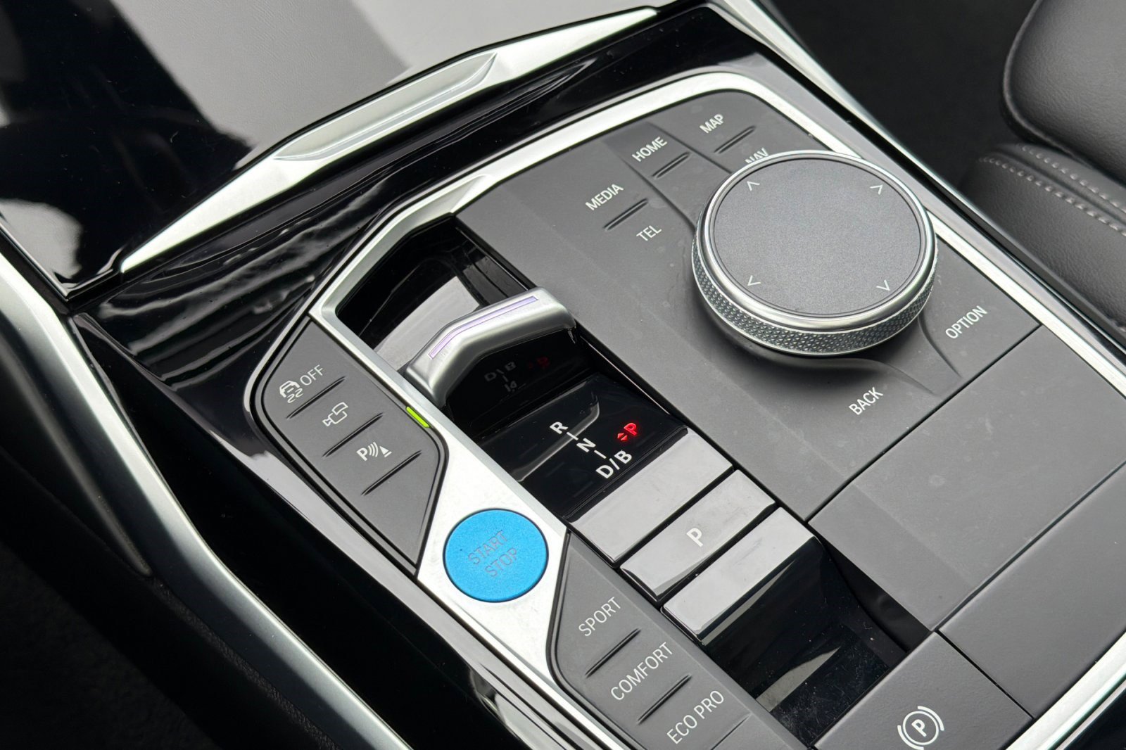 Certified 2023 BMW i4 eDrive35 w/ Parking Assistance Package image 27