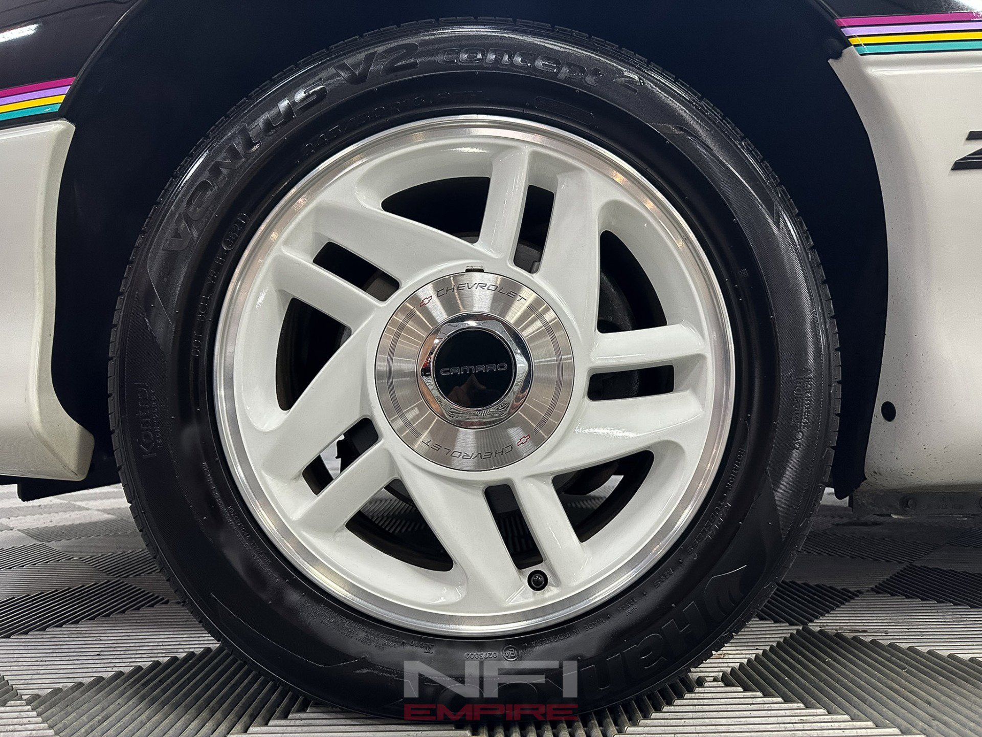 Used 1993 Chevrolet Camaro Z28 image 12