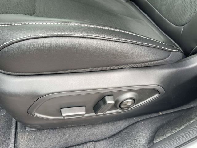 New 2025 Jeep Grand Cherokee L Altitude image 27