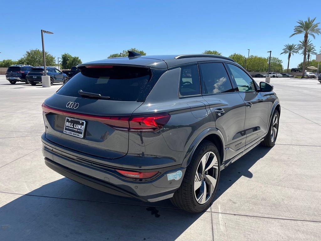 Used 2025 Audi Q6 e-tron Premium Plus w/ Premium Plus AWD/4WD image 7