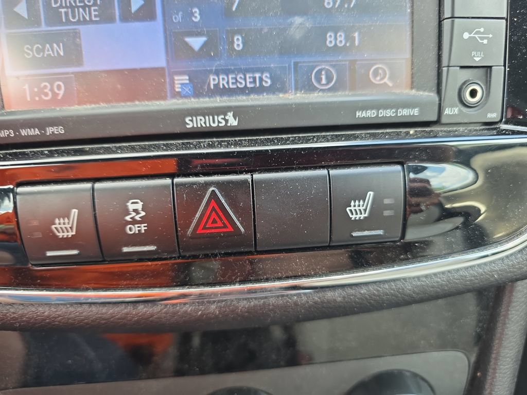 Used 2012 Chrysler 200 Limited FWD image 27