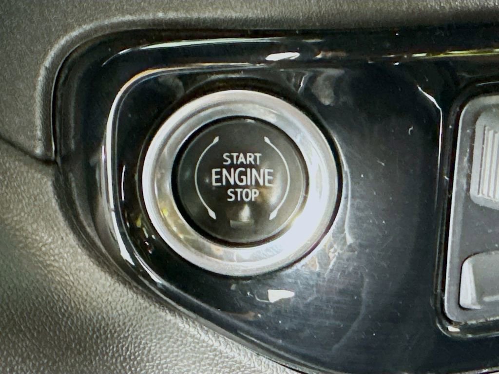 Used 2024 Chevrolet Silverado 3500 High Country w/ High Country Premium Package image 37