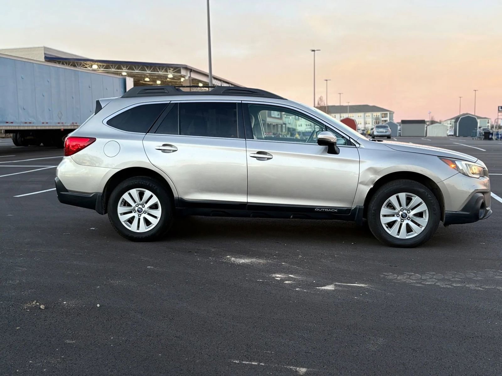 Used 2019 Subaru Outback 2.5i Premium image 6