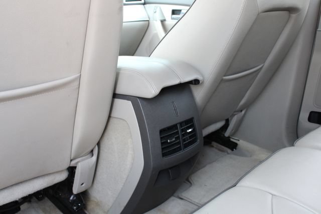 Used 2012 Lincoln MKX AWD image 24