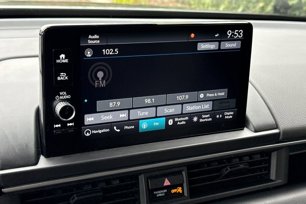 Certified 2025 Honda Pilot Black Edition image 19