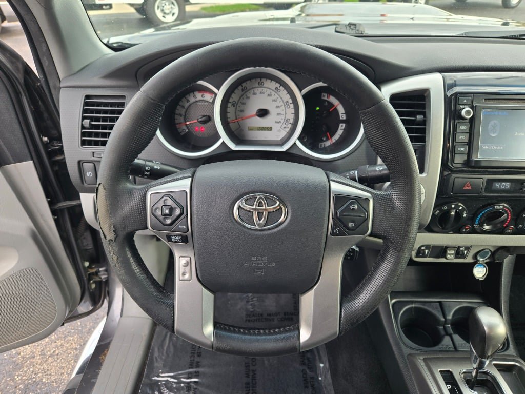Used 2014 Toyota Tacoma 4x4 Double Cab image 33