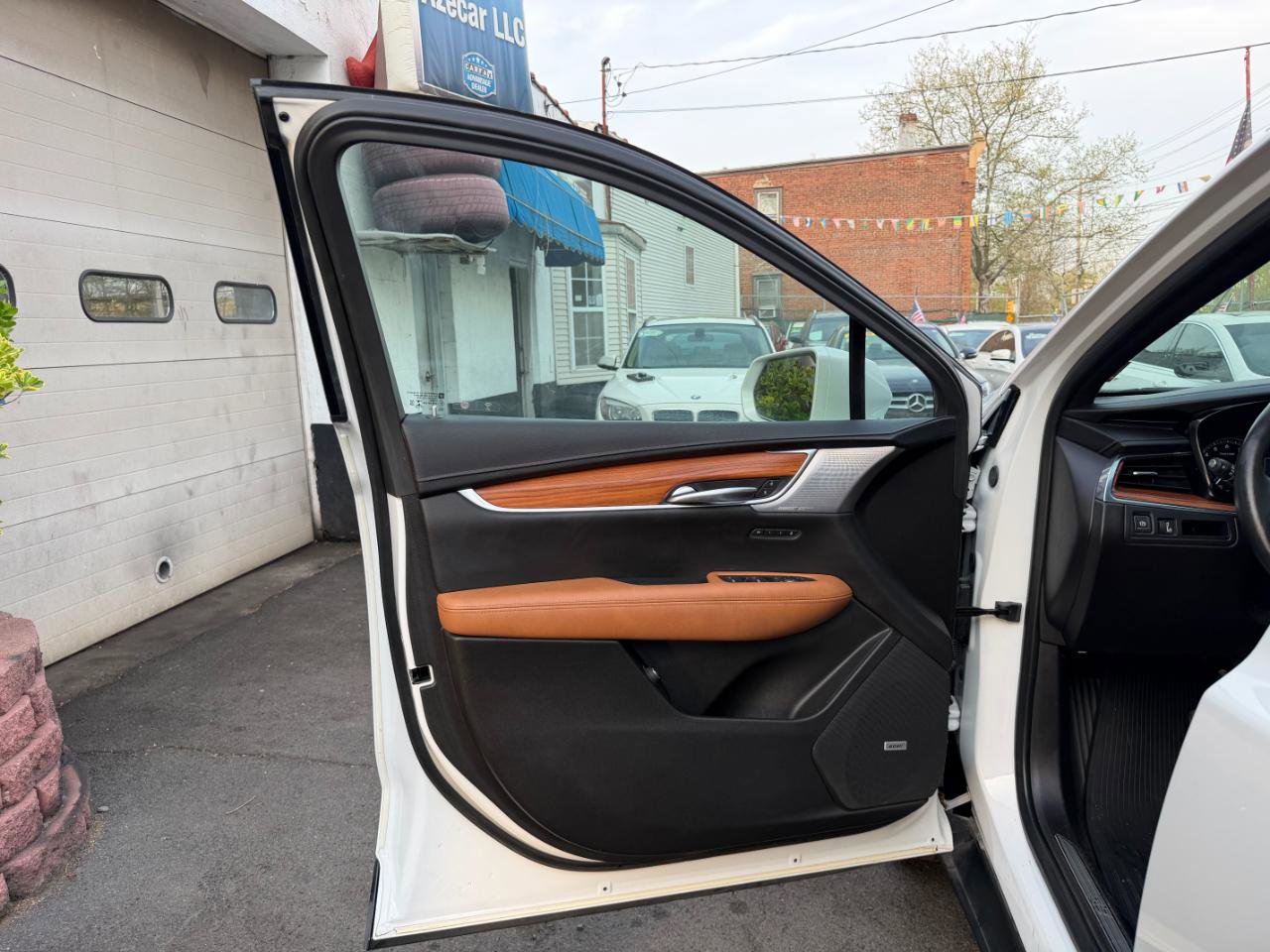Used 2020 Cadillac XT5 Premium Luxury AWD/4WD image 30