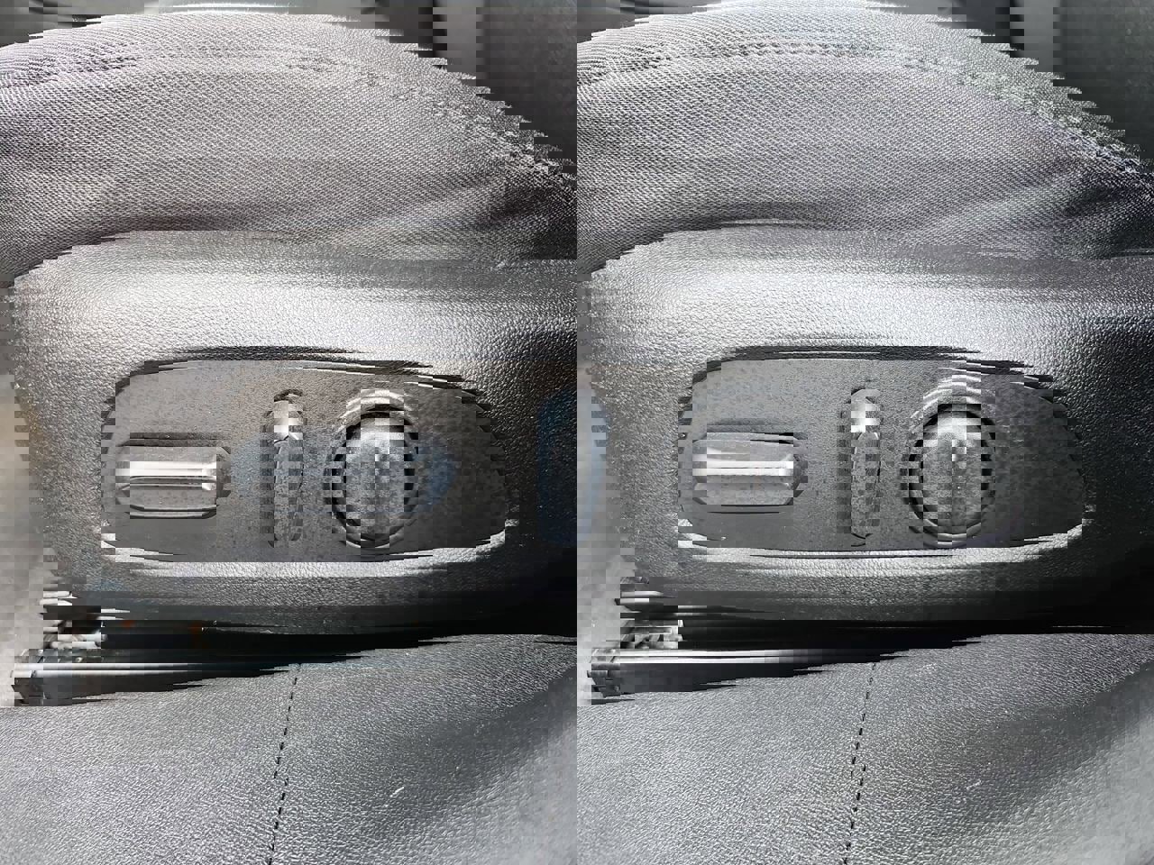 Used 2024 Chevrolet Malibu LT FWD image 32