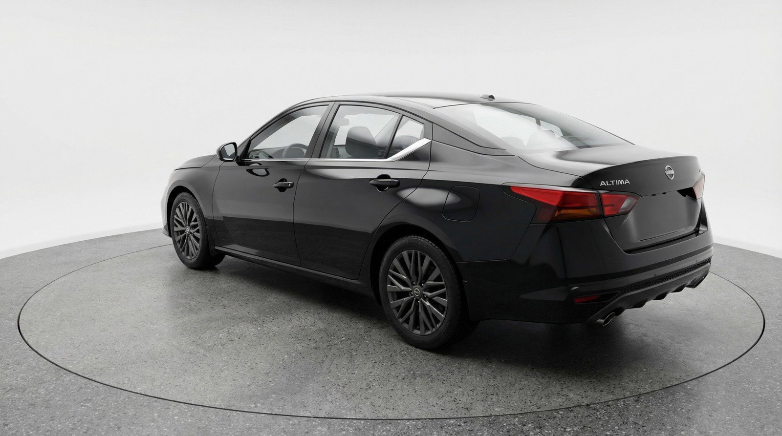 Used 2025 Nissan Altima 2.5 SV image 6