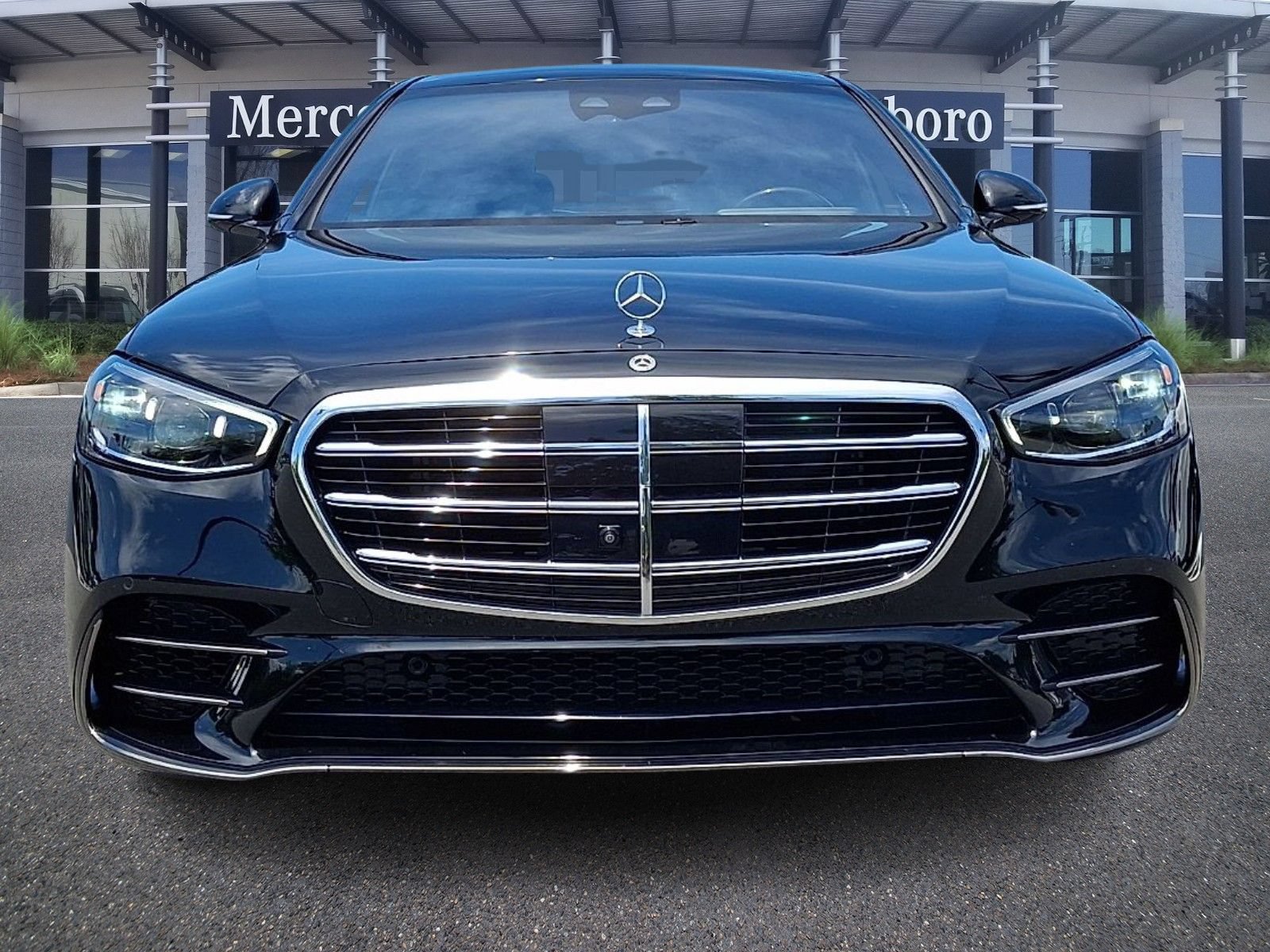 Certified 2023 Mercedes-Benz S 580 4MATIC Sedan image 2