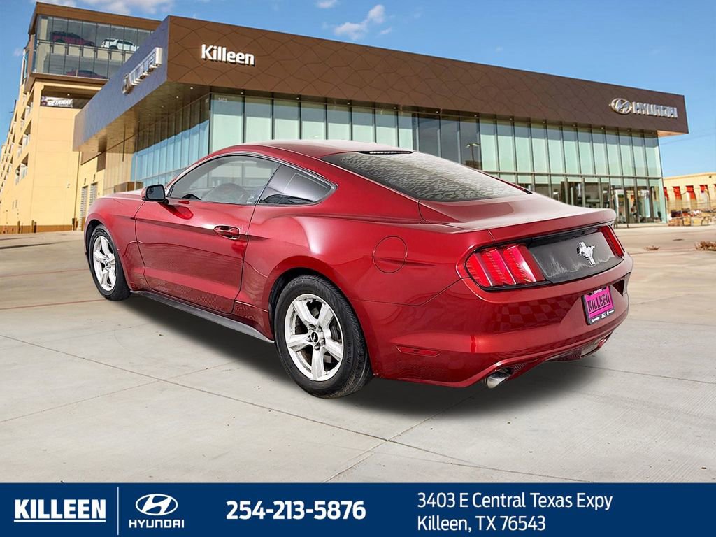 Used 2015 Ford Mustang Coupe image 5