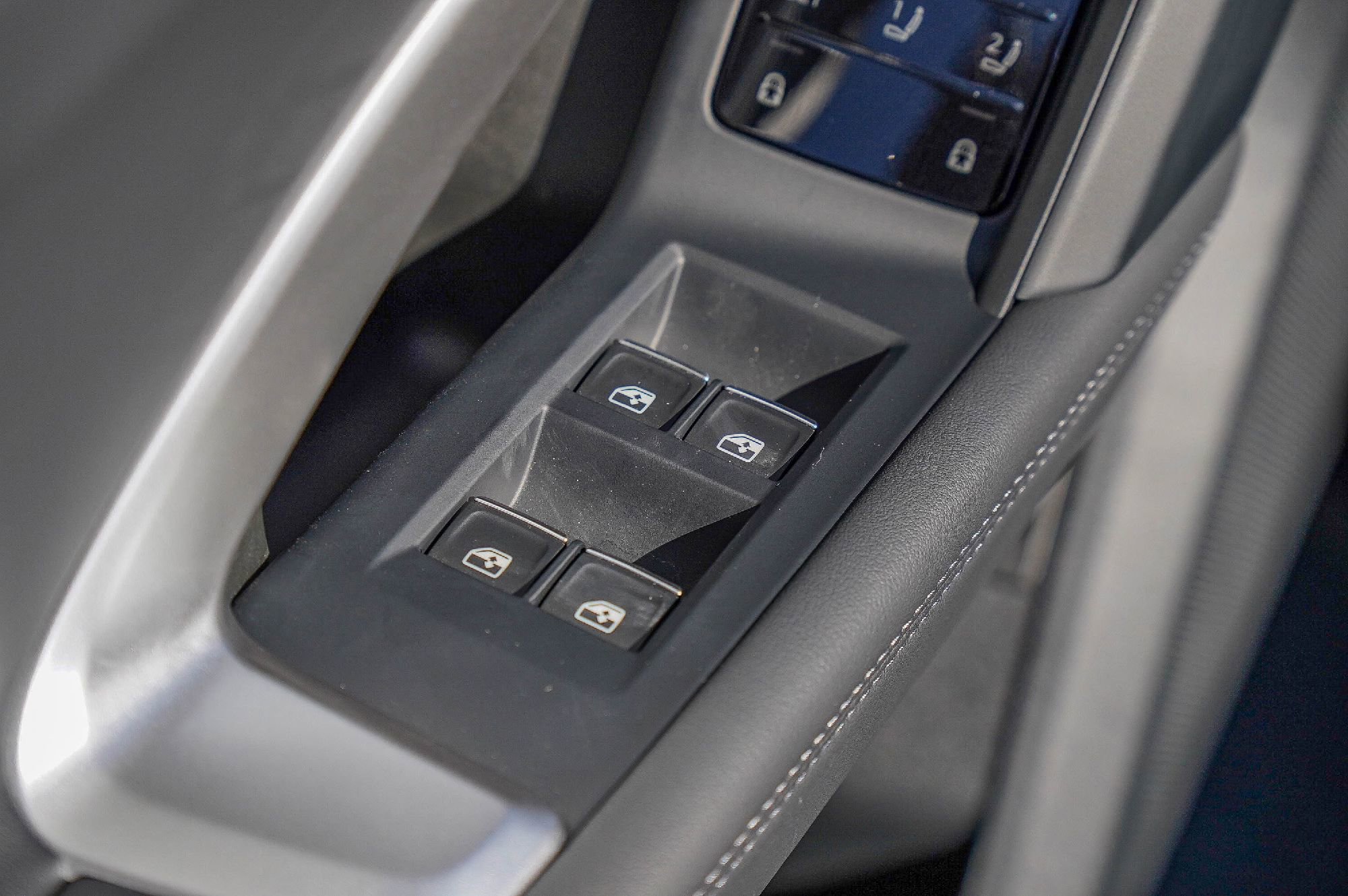 New 2025 Audi Q5 Premium image 15