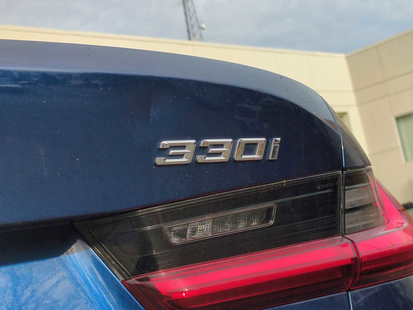 Used 2019 BMW 330i xDrive Sedan w/ Convenience Package image 13