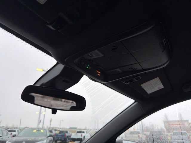 Used 2024 Chevrolet Equinox RS w/ LPO, Floor Liner Package image 33