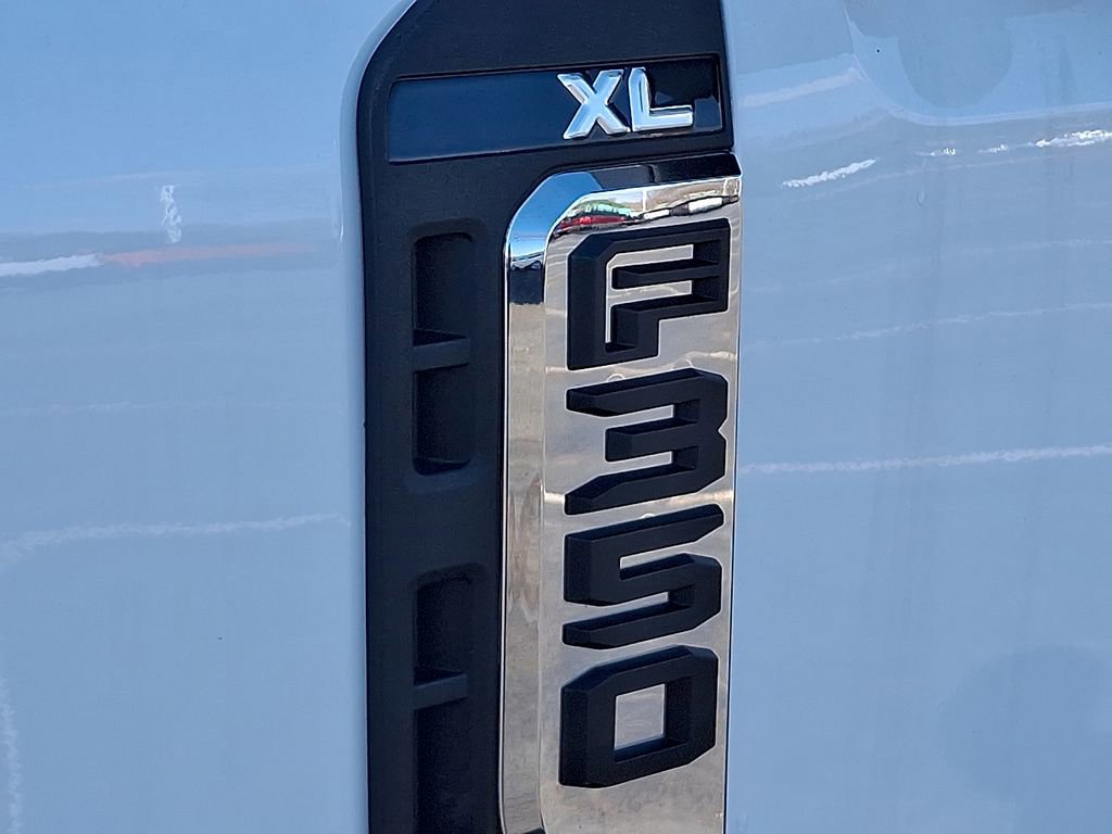 Used 2024 Ford F350 XL w/ FX4 Off-Road Package image 30