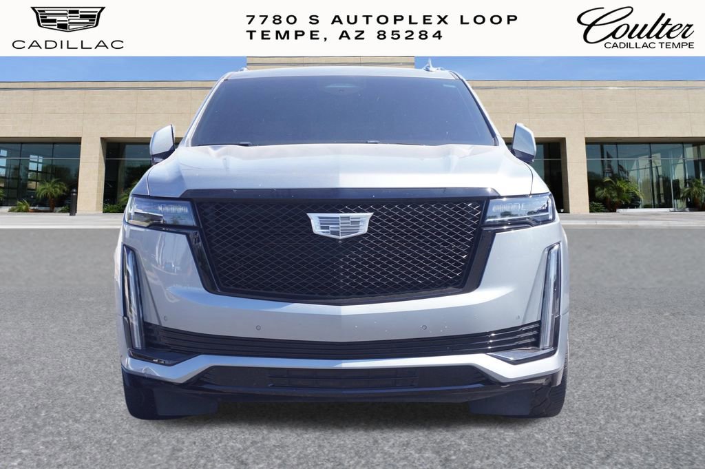Used 2023 Cadillac Escalade ESV Sport w/ LPO, ONYX Package AWD/4WD image 2