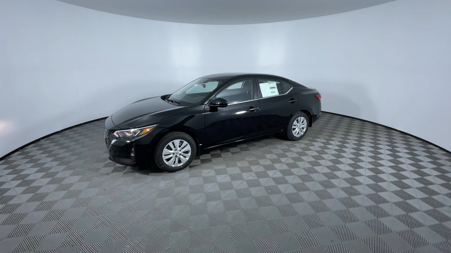 Certified 2025 Nissan Sentra S FWD image 4