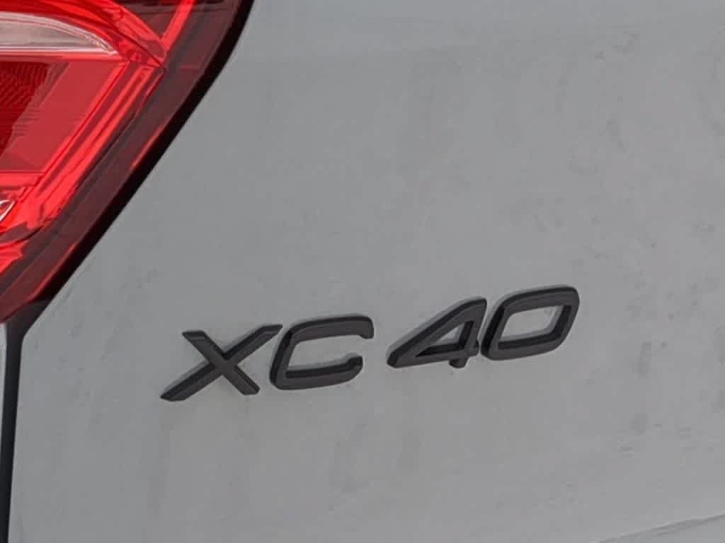 Used 2026 Volvo XC40 B5 Ultra w/ Protection Package Premier AWD/4WD image 13