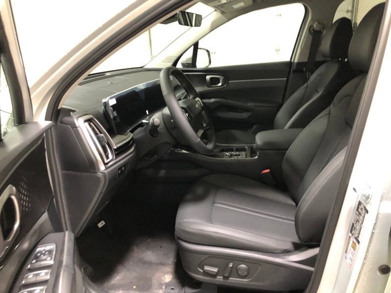 New 2026 Kia Sorento EX image 18