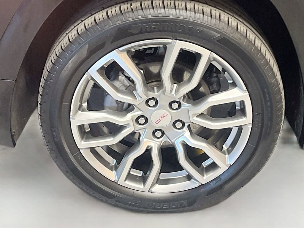 Used 2024 GMC Terrain Denali w/ Denali Premium Package image 33