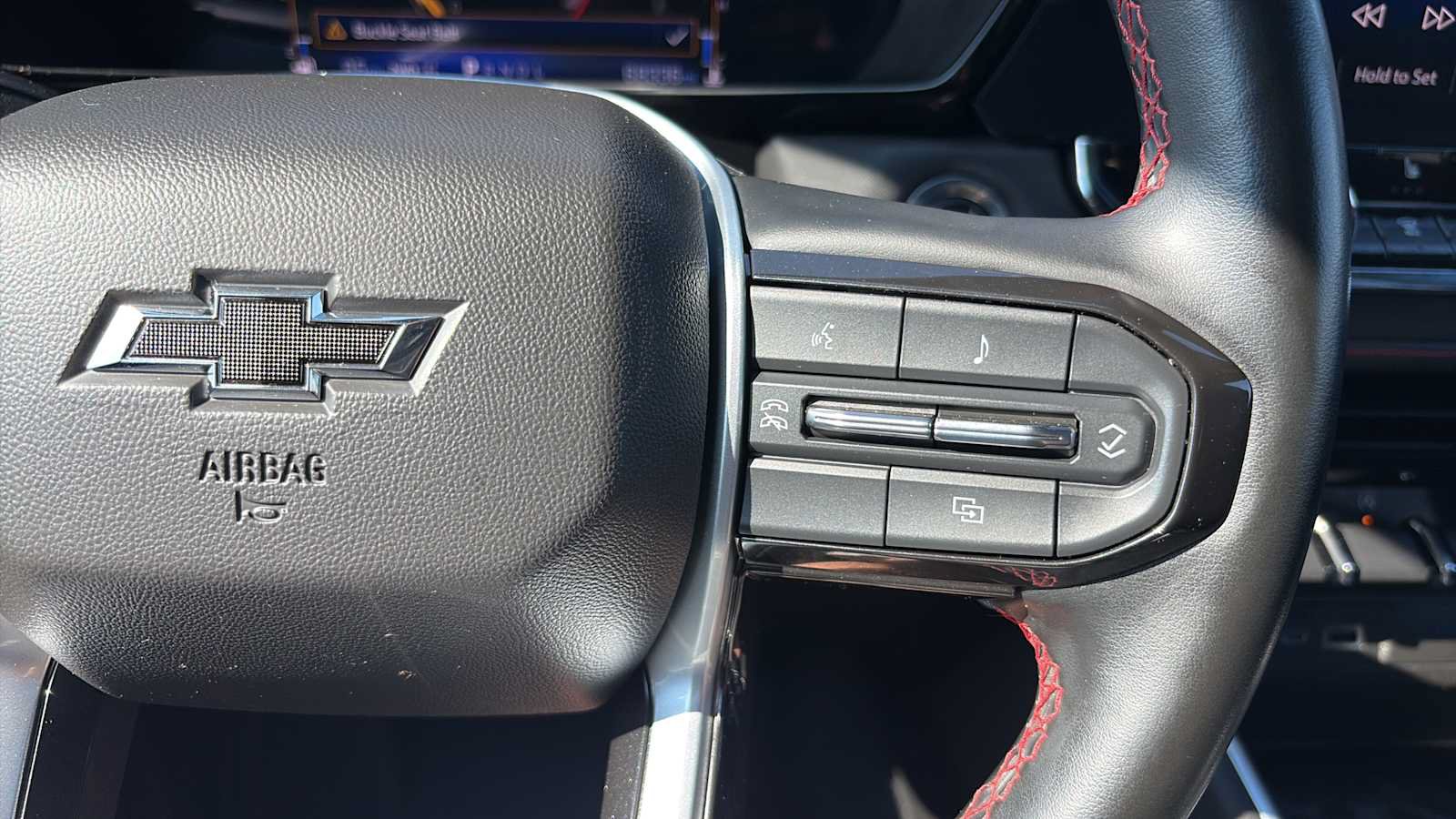 Used 2023 Chevrolet Colorado Z71 w/ Z71 Convenience Package 2 AWD/4WD image 10