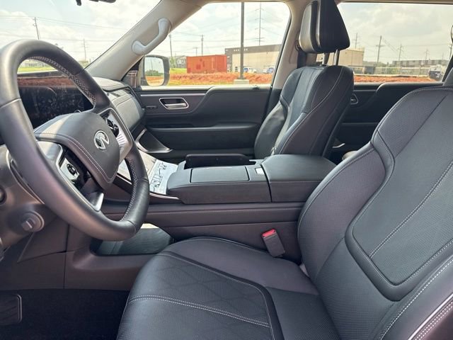 Used 2025 INFINITI QX80 Sensory AWD/4WD image 7