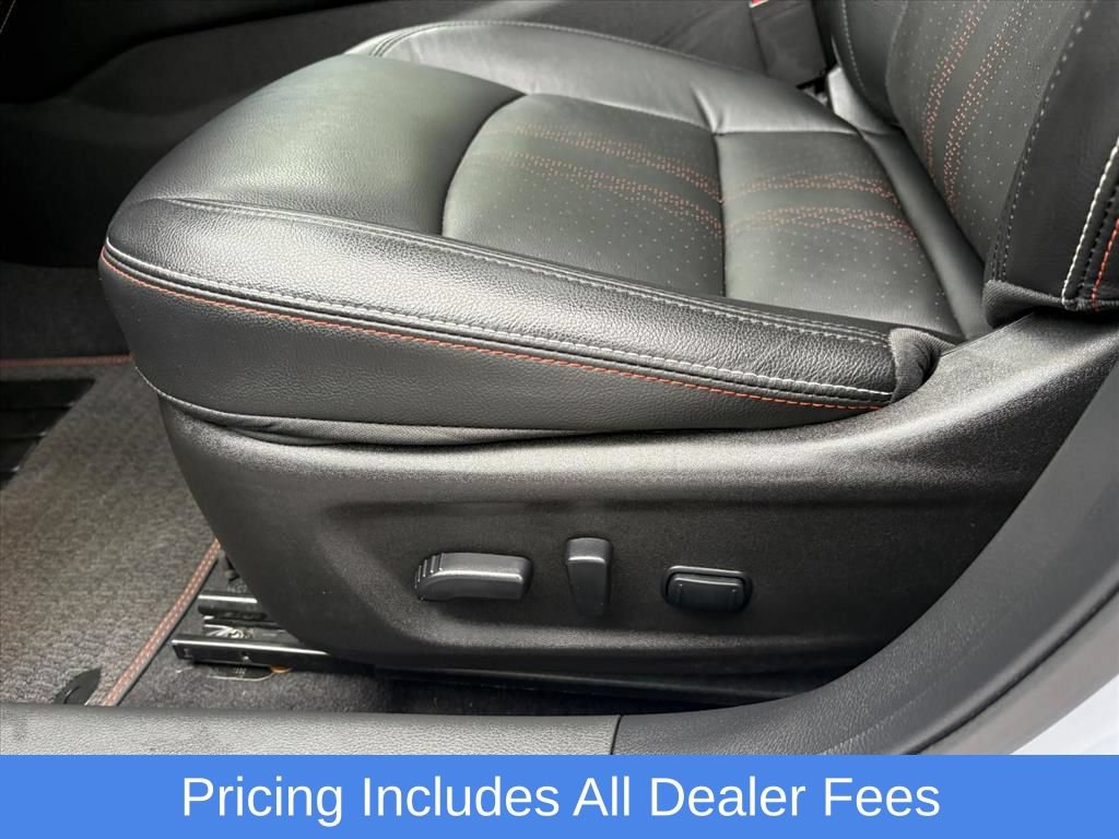 Used 2024 Nissan Altima 2.5 SR w/ SR Premium Package AWD/4WD image 19