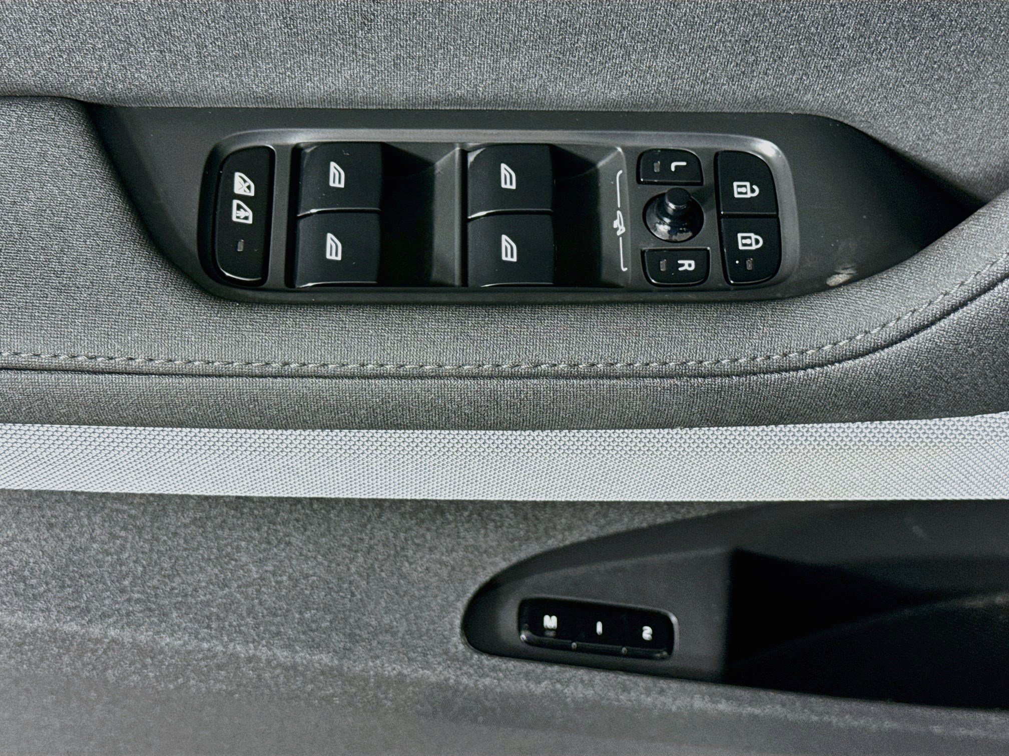 Used 2024 Polestar Polestar 2 AWD/4WD image 23